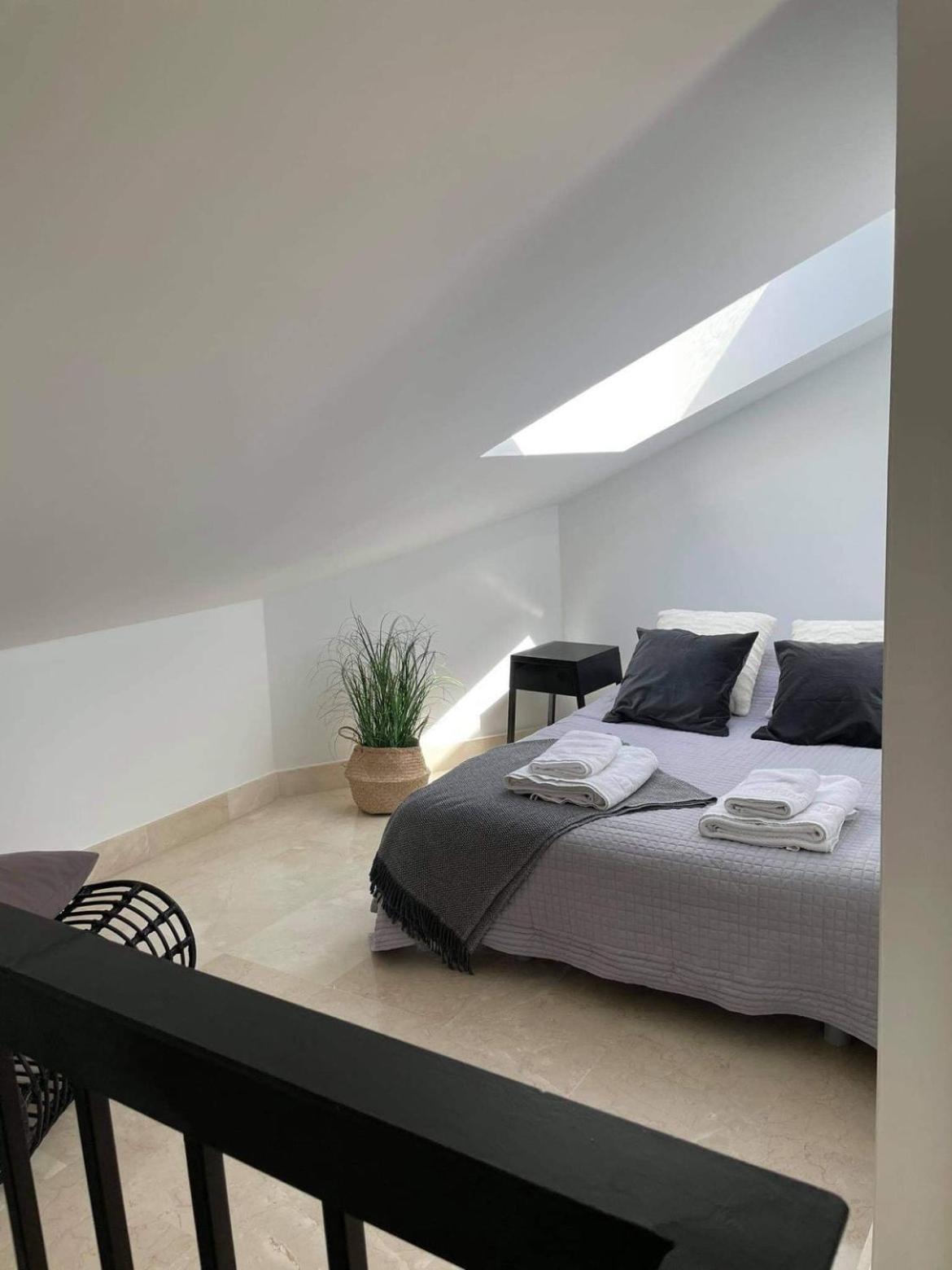 Penthouse With Sea Views In Marbella Apartment Luaran gambar